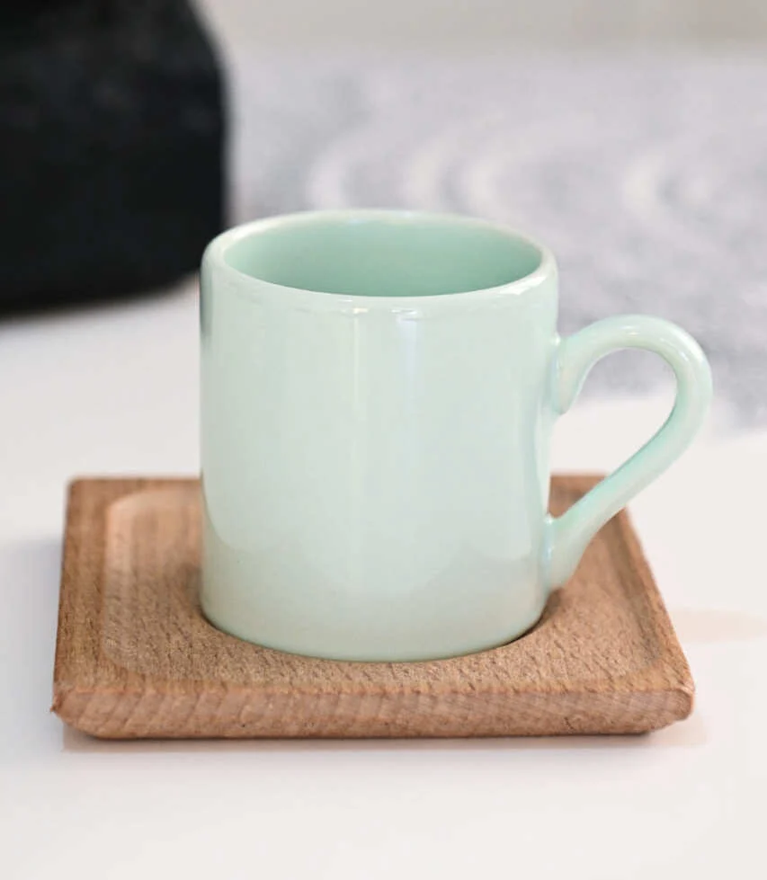 PASTEL-YESIL-AHSAP-TABAK-TURK-KAHVE-FINCANI (1)